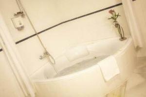 tranquilo hotel para parejas en Baeza