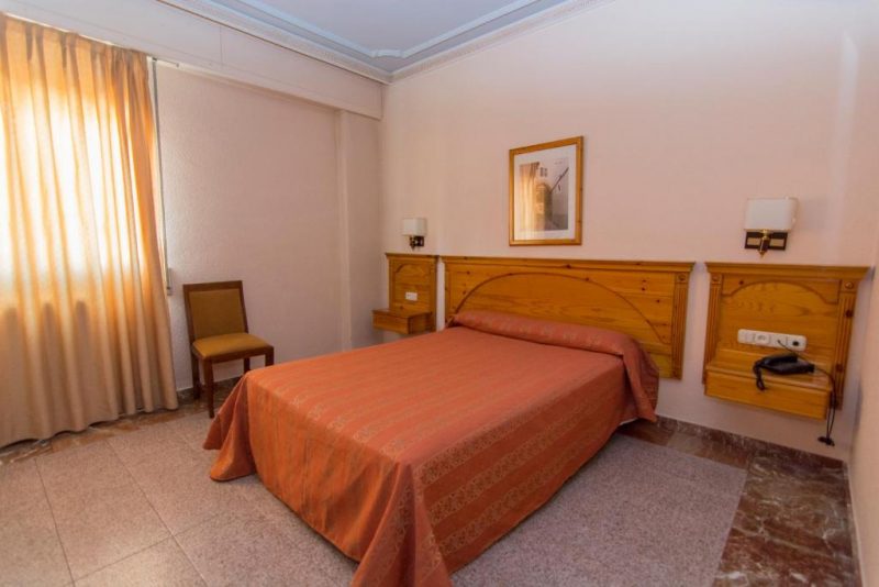 hoteles con encanto en Albacete con pista de tenis