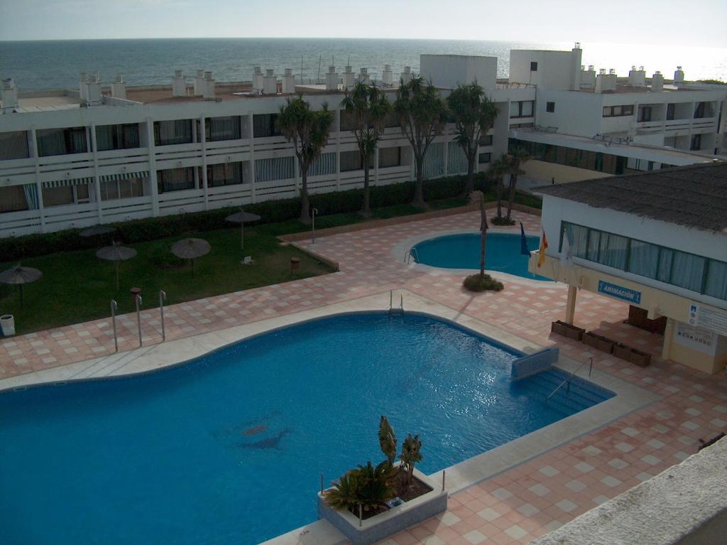 Las piscinas del complejo, un buen lugar para refrescarse en verano.
