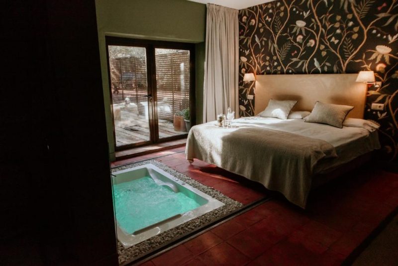 hoteles con encanto en castilla la mancha con bañera de hidromasaje