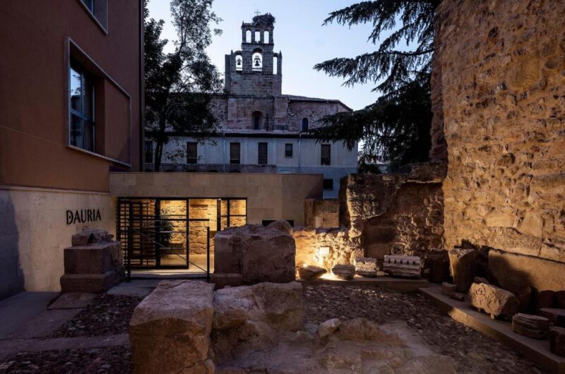 Edificio del Dauria Suites HA