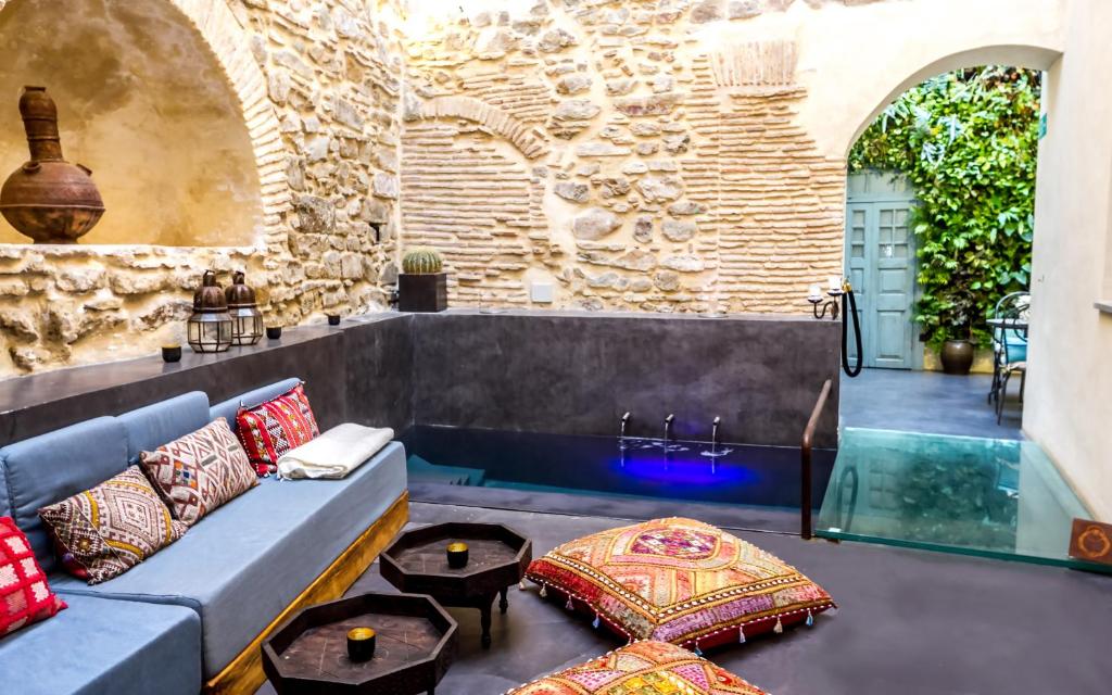 Una zona de relax dentro del hotel.